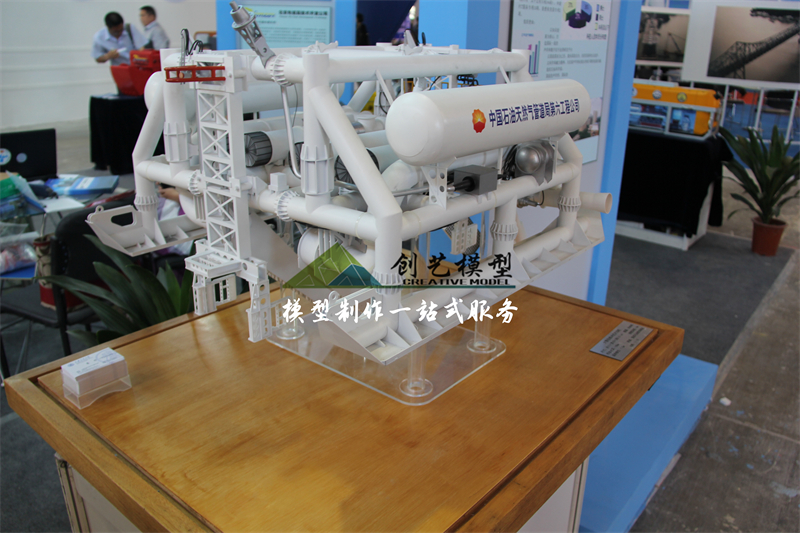 大管径喷冲式开沟机-海底管道埋设设备模型